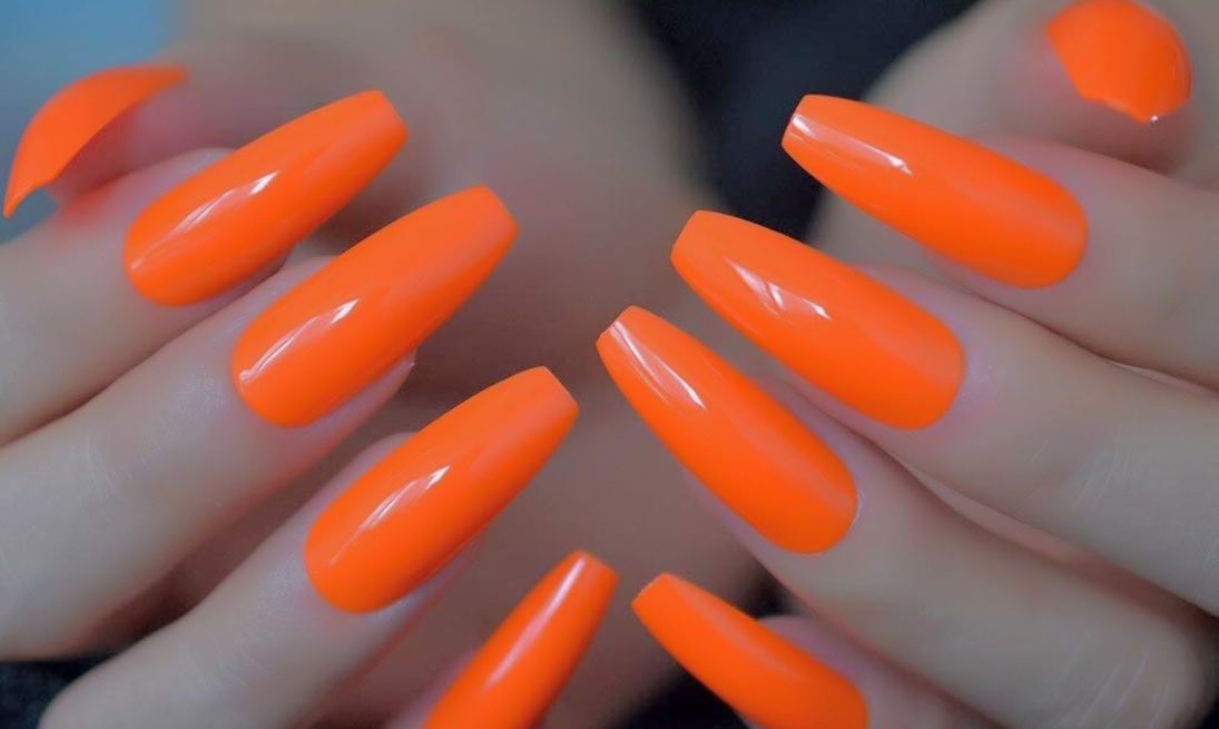 achieving the perfect neon nail art look
